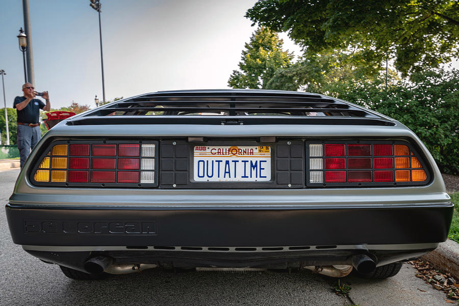 's tweet image. The signs are everywhere
Saw this driving yesterday (photo on left)
#OUTATIME
88