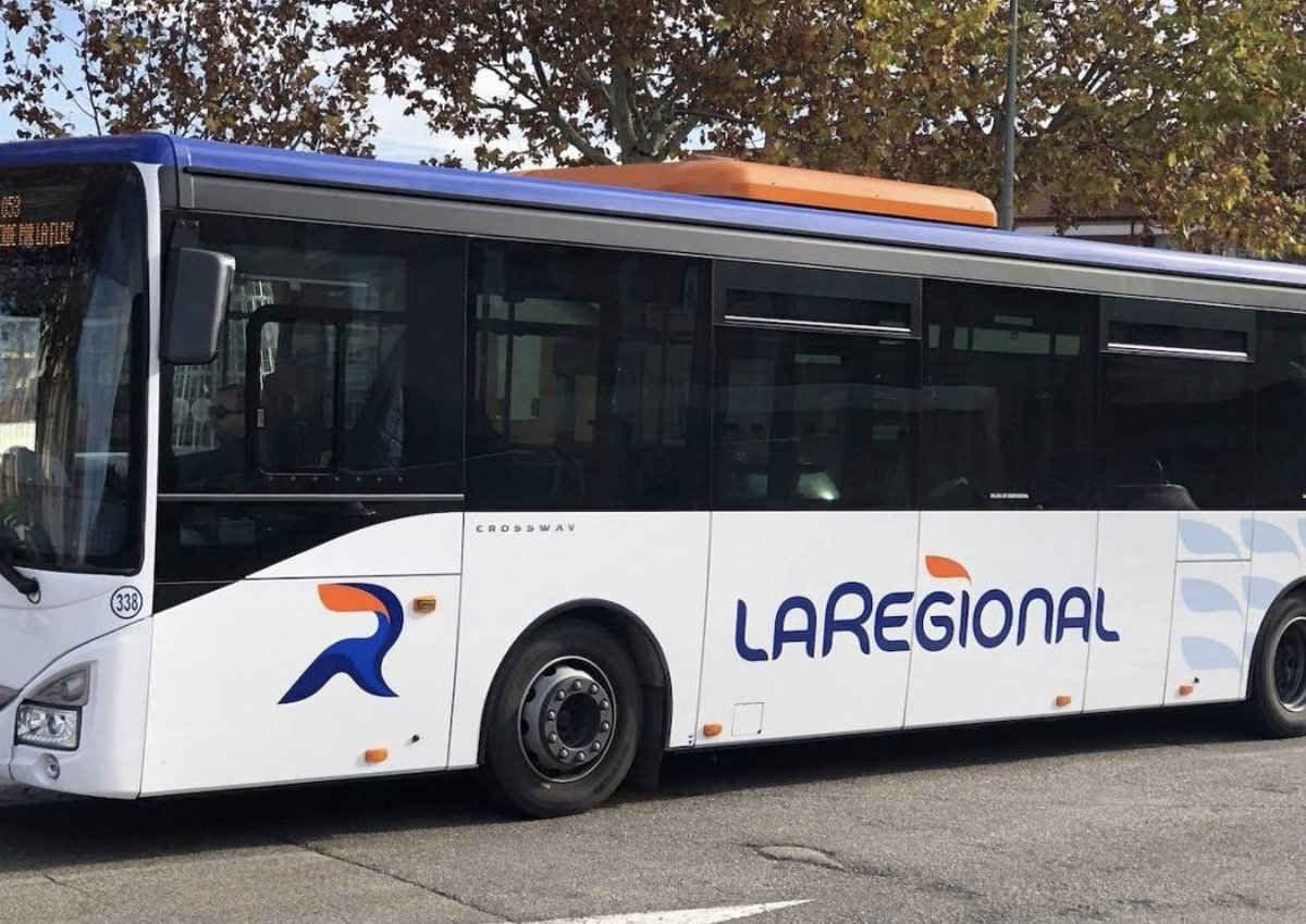 Desde el PSOE no vemos como solución la eliminación de paradas o servicios. 

Hoy en el pleno de #arroyodelaencomienda hemos propuesto un desdoblamiento de la línea de autobús universitario para adecuarlo a las necesidades y horarios de los usuarios de esta línea.