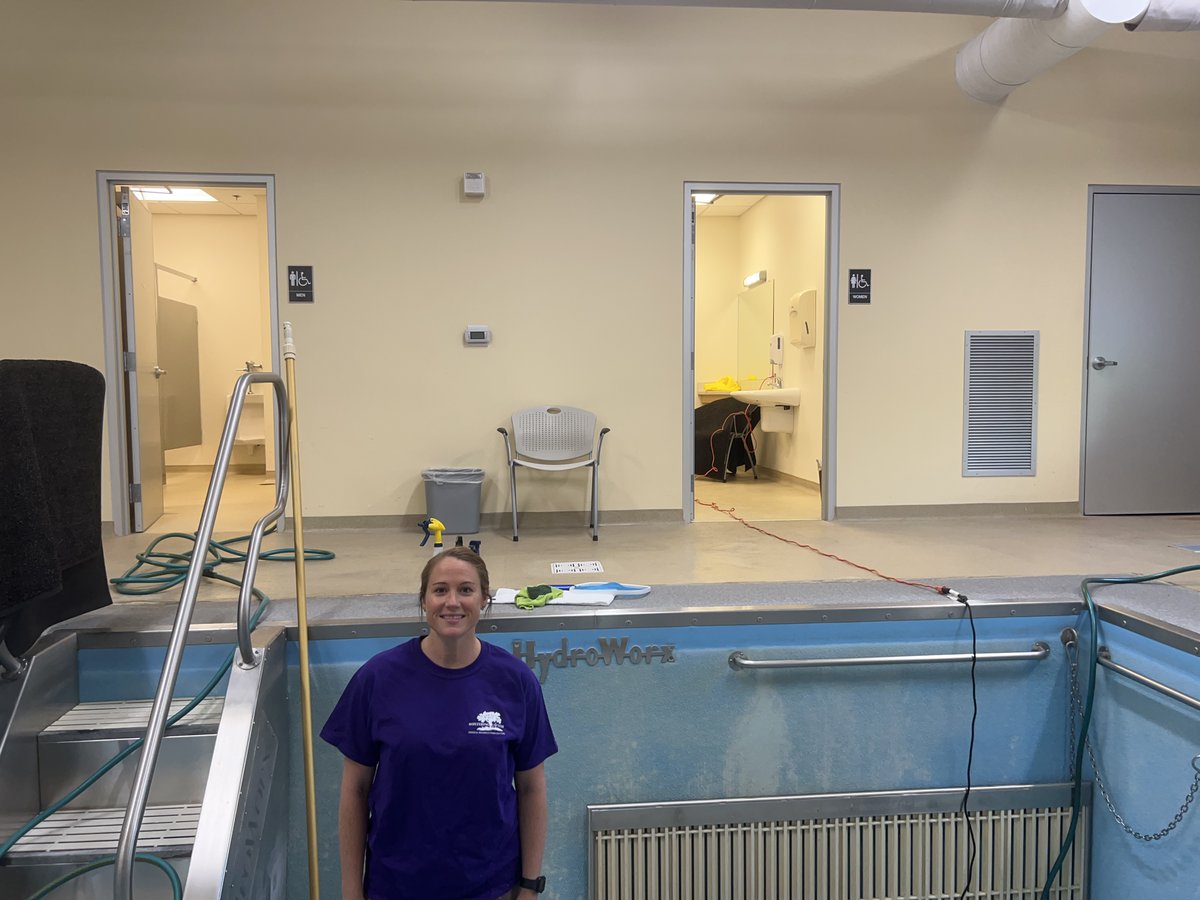 Behind the scenes at our Reynolds outpatient center! Ashley, #physicaltherapyassistant & pool cleaner extraordinaire, cleans the @HydroWorx pool each month so it's safe and ready for patients. 🏊💦 #aquatictherapy #therapypool #HyrdoWorx750