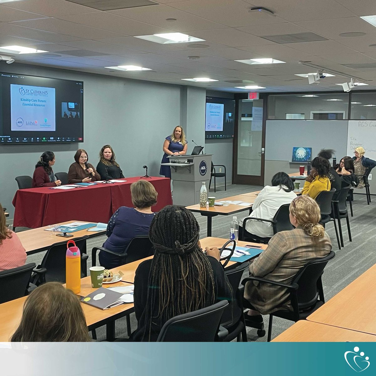 StCathCenter's tweet photo. Today we held our Kinship Care Forum! A big thank you to the Albany Guardian Society, Kinship Navigator, and LifePath, for partnering with us to make this event a success! #HopeForTomorrow #Kinship #KinshipCareMonth https://t.co/567wrvDrMj