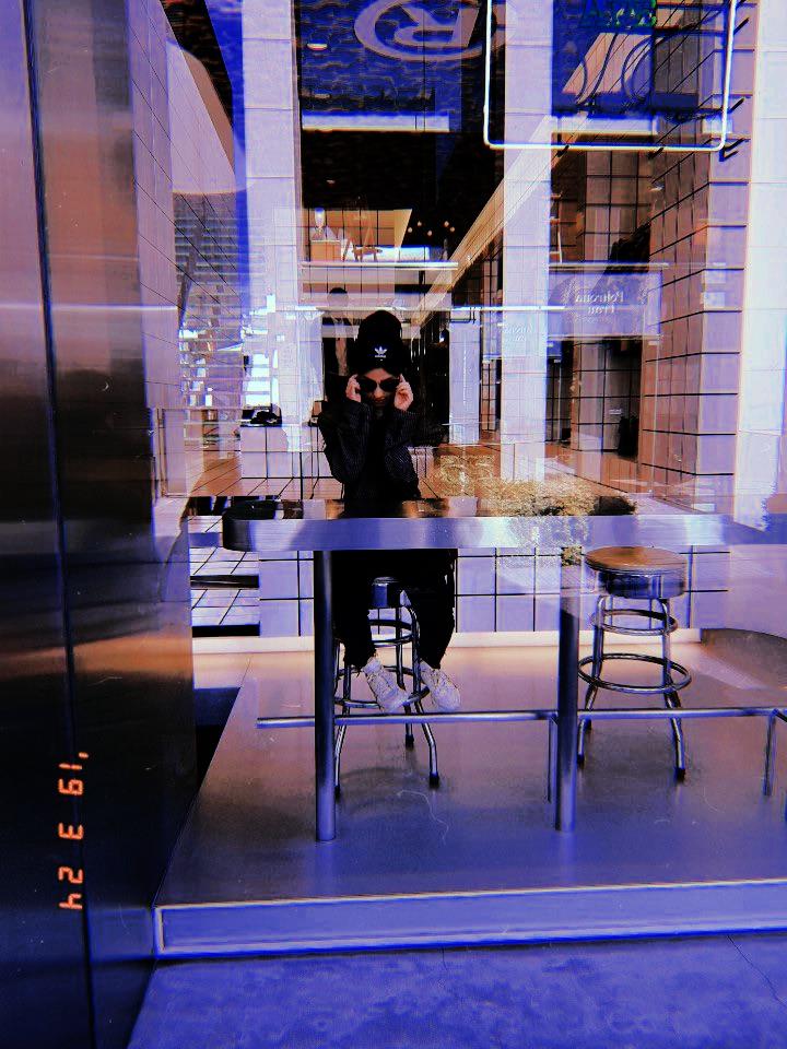 ¡Por fin mitad de semana! Y toca celebrarlo en el ⁦#𝑝ū𝕟𝚔𖦁ׅ𝑑ê𝕓üȶ⁩ para estar con todos los ánimos del mundo y gritar ⁦#𝔇āla𝕤e𝓁fチーム⁩ a todo pulmón. Sin duda alguna, me siento ⁦#𝑓ee𝕝i𝚗·𝙳a𝕝𝕝a⁩ hoy.

— 𖤐𓏲🕷࣪ #kɑi ꩜ ⴰ