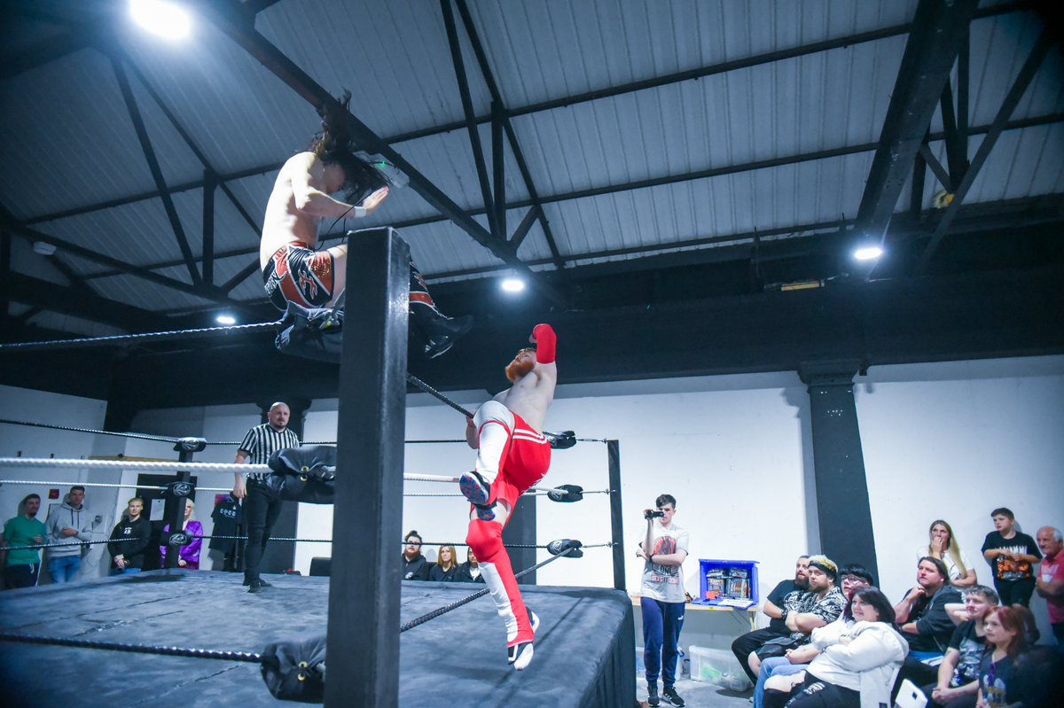 KamikazeProUK's tweet photo. @LHPSamuel @NateReillyPW #KPLive37 Main Event
Kamikaze Pro Live Title
@GeorgeLydon_ vs @EdgarAdamsPW
#KeepItPro #2ndCityProWres #RelentlessForever https://t.co/Cq4vonb7JJ