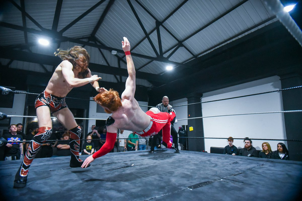 KamikazeProUK's tweet photo. @LHPSamuel @NateReillyPW #KPLive37 Main Event
Kamikaze Pro Live Title
@GeorgeLydon_ vs @EdgarAdamsPW
#KeepItPro #2ndCityProWres #RelentlessForever https://t.co/Cq4vonb7JJ
