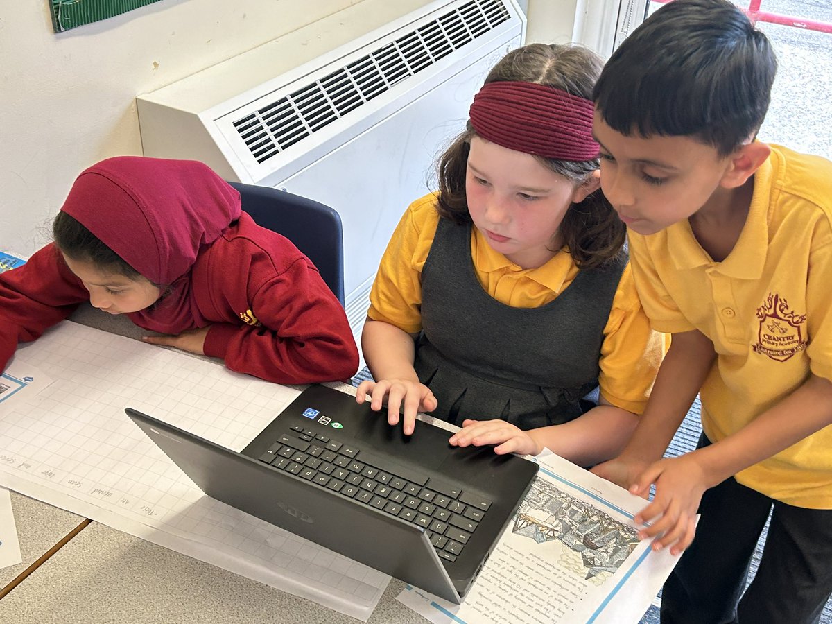 Year3Chantry's tweet photo. Finally, the children spent the afternoon doing their own research and then presenting back their learning to the rest of their class! We had an amazing day - and we are so impressed with how much the children learnt 🤩 #enquirybasedlearning https://t.co/2bioA7Gw0v