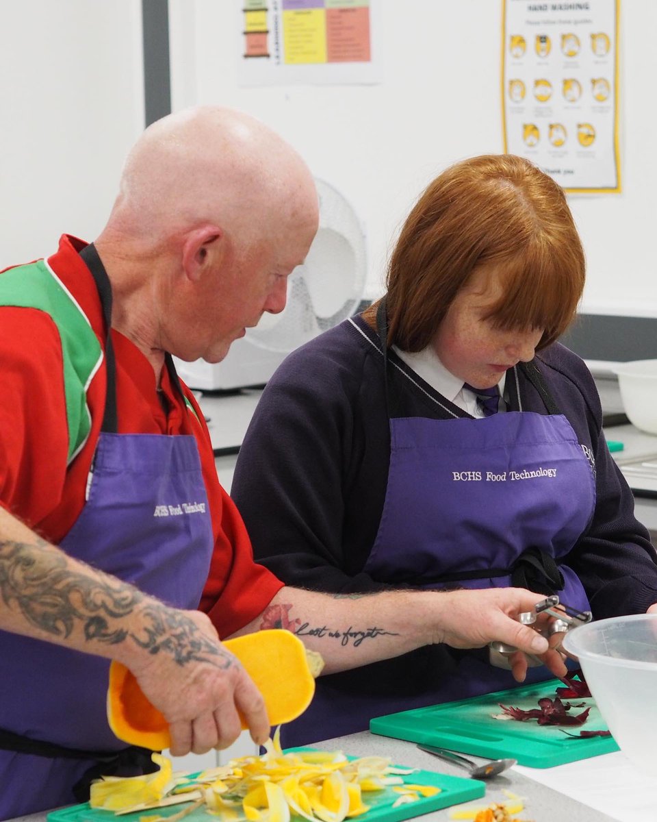 Blackburn Central High School (@bchs_uk) on Twitter photo What a fab time we had after school at our cookery class for students & their parents. We cooked <a href="/jamieoliver/">Jamie Oliver</a>’s squash & paneer bhaji flatbreads. A big thank you to <a href="/FoodBwD/">BwD Food Alliance</a> who provided us with all of the food so that our parents and students could learn to cook this dish. What a fab time we had after school at our cookery class for students & their parents. We cooked <a href="/jamieoliver/">Jamie Oliver</a>’s squash & paneer bhaji flatbreads. A big thank you to <a href="/FoodBwD/">BwD Food Alliance</a> who provided us with all of the food so that our parents and students could learn to cook this dish.