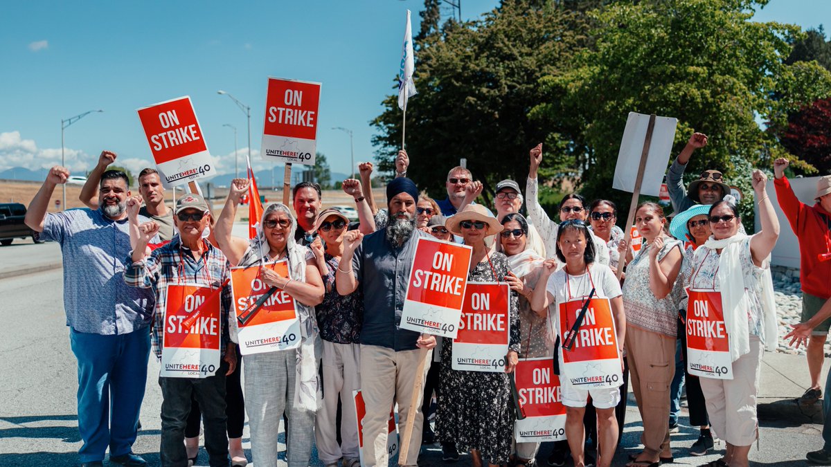 theJagmeetSingh's tweet photo. Great to see President Biden join the UAW picket line. 

Friendly challenge to Mr.Poilievre and Mr.Trudeau, post your favourite picket line photos - that's if you've ever actually had the courage to stand with workers against CEOs.

I'll go first. ✊🏽 https://t.co/YhJmqCLhNl