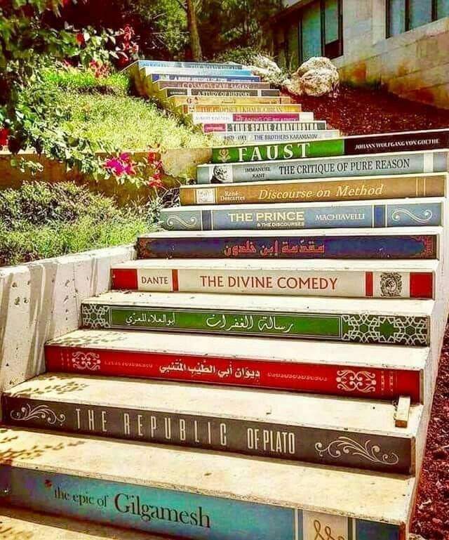 archeohistories's tweet photo. The 21 Stairs; at Balamand University, Lebanon :

The stairs are located right next to the Library building. The books are in chronological order (almost!) as follows, from bottom to top:

1 - The Epic of Gilgamesh;
2 - The Republic of Plato;
3 -Diwān Abū al-Ṭayyib al-Mutanbbī;
4 -Risālat al-ghufrān / Abī al-ʻAlāʼ al-Maʻarrī;
5 -The Divine Comedy (Dante Alighieri);
6 -Muqaddimah-i Ibn Khaldūn;
7 -The Prince and the Discourses (Niccolò Machiavelli);
8 -Discourse on Method (René Descartes);
9 -The Critique of Pure Reason (Immanuel Kant)
10- FAUST (Goethe);
11 - The Origin of Species (Charles Darwin);
12 - The Brothers Karamazov (Fyodor Dostoyevsky);
13 - Thus Spake Zarathustra (Friedrich Nietzsche);
14 - The Meaning of Relativity (Albert Einstein);
15 - The Prophet (Khalil Gebran);
16 - al-Ayyām / Ṭāhā Ḥusayn;
17 - A Study of History (Arnold Toynbee);
18 - Cosmos (Carl Sagan);
19 - A Brief History of Time (Stephen Hawking);
20 - Les Désorientés (Amin Maalouf );
21 - The Road Ahead (Bill Gates)"

#archaeohistories