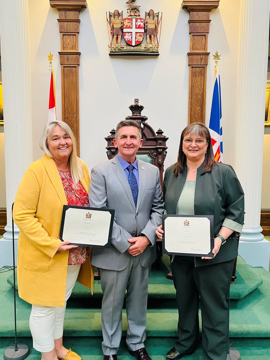 At a ceremony in the <a href="/NL_HOA/">NL Legislature</a> Chamber today, the Hon. Derek Bennett <a href="/NLSpeaker/">Hon. Derek Bennett</a> presented employees of the Legislature with awards commemorating service ranging from 20 to 35 years, and thanked them for their dedication and commitment to the Legislature and the people of NL. #NLLeg