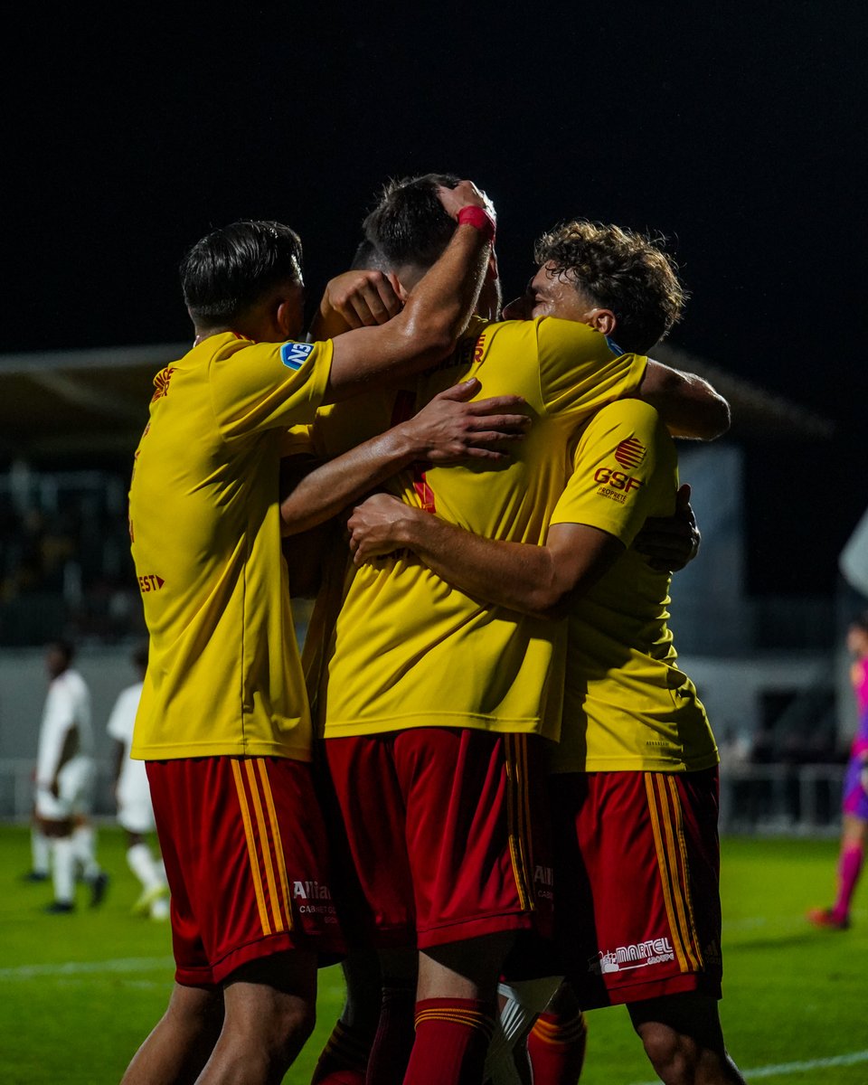 assaintpriest's tweet photo. ASSP-OL | 💊1-0⚪️ | ⏱26’
𝗕𝗨𝗨𝗨𝗨𝗧𝗧𝗧𝗧𝗧𝗧 😍
Valentin Hoguet, son premier but sous la tunique sange et or !
Il se retrouve à nouveau à la réception d'un corner pour une tête imparable !
L'ASSP est devant !
~ #Saison𝗔𝗦𝗦𝗣 | #N3 | #𝗔𝗦𝗦𝗣 | #ASSPOL https://t.co/nxcwZVMbQm