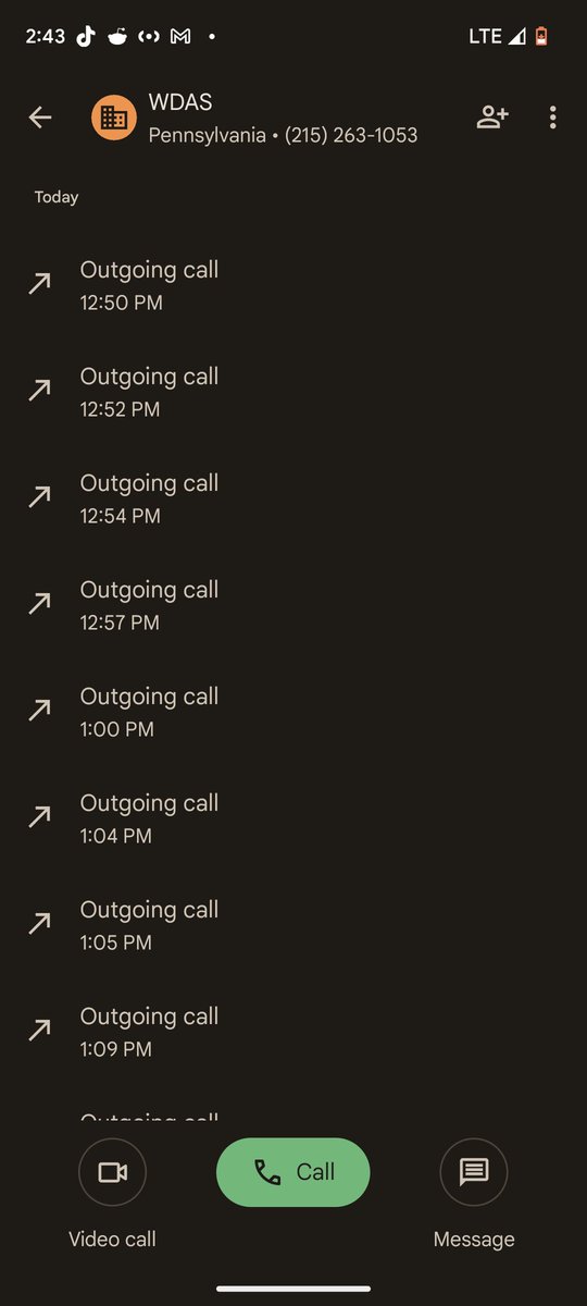 _tonytonitone_'s tweet photo. @wdasfm y'all are bullshitters I been calling your line for about 3 hours for tickets nobody ever answers, and I let it ring all the way through https://t.co/7VPsAdNEXQ