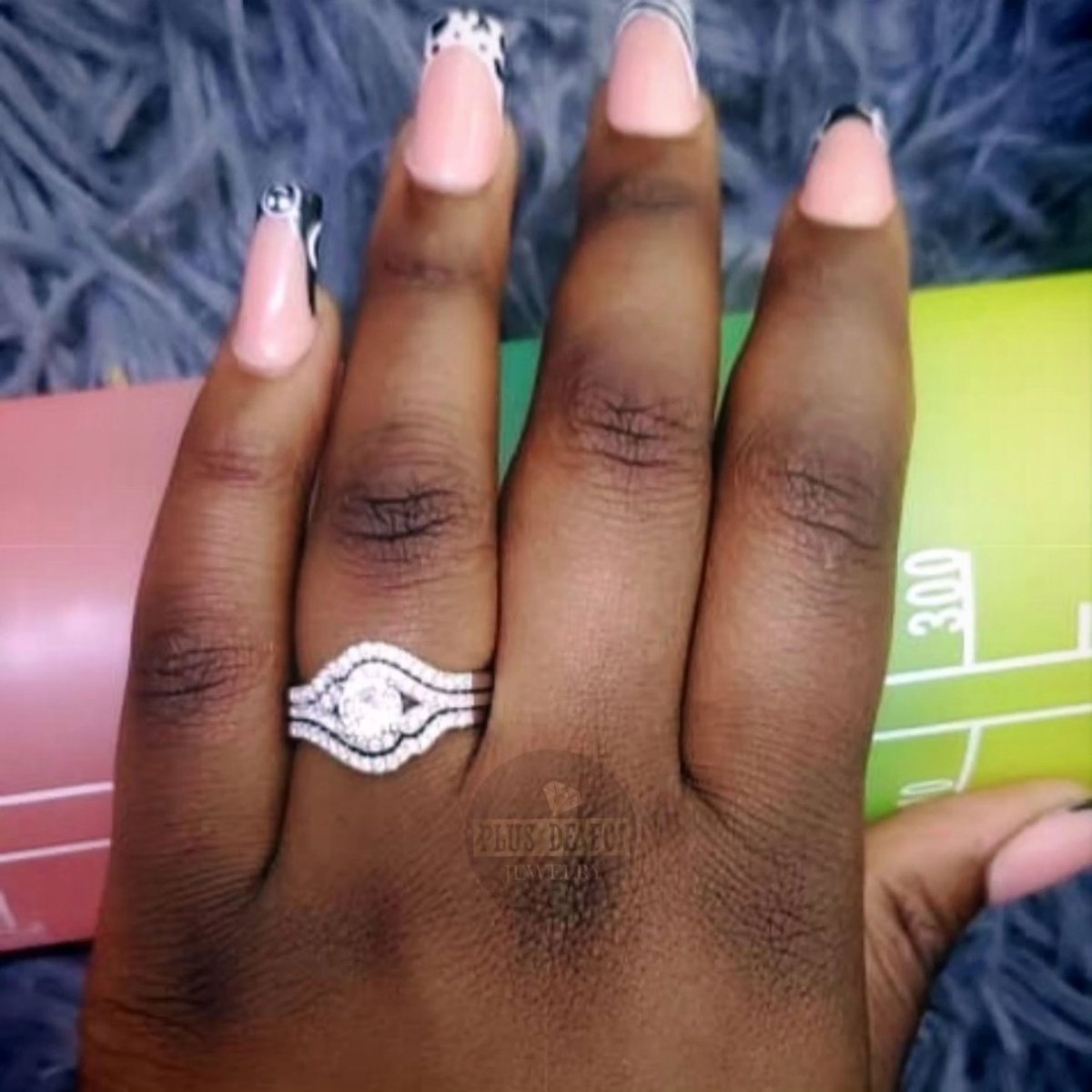 Plus De Foi Jewelry tweet media