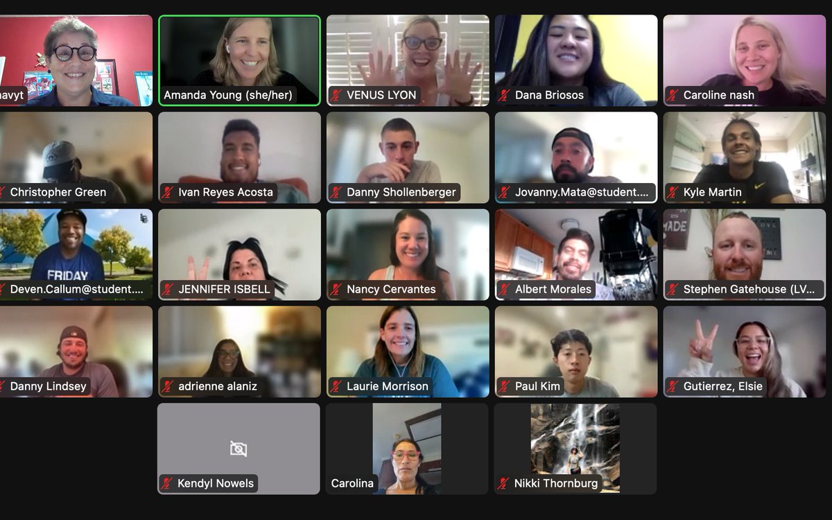 CSULB_APE's tweet photo. THANK YOU @DrLCHape, APE specialist extraordinaire, for talking to our post-bac and graduate APE students about thriving and surviving in APE!! #GoBeachGoTeach #CSULBAPE #ProjectCAPE #AdaptedPE https://t.co/b6T8LGWxoO