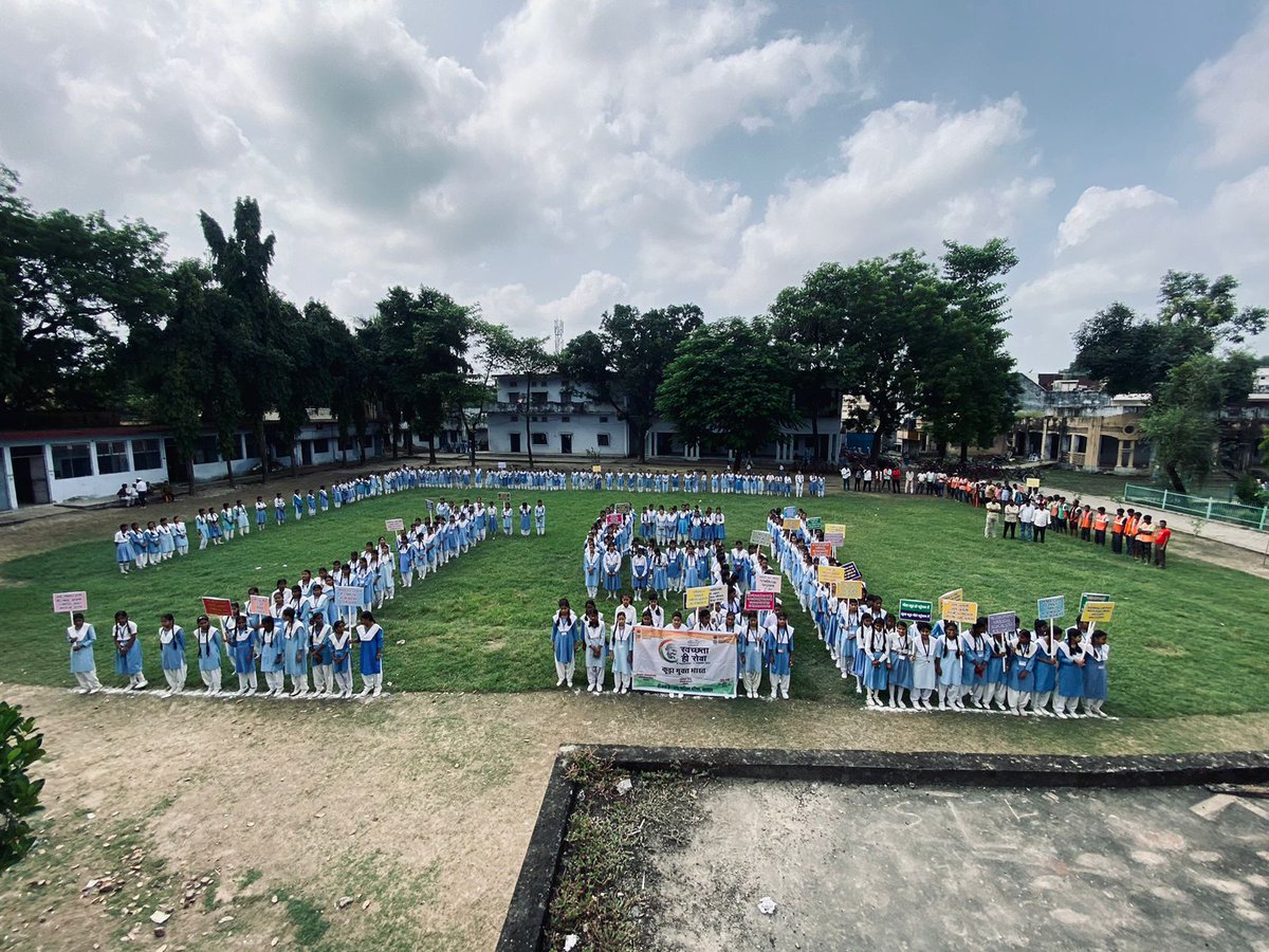 Nagar Palika Parishad Bahraich (@npp_bahraich) on Twitter photo рдЖрдЬ рджрд┐рдирд╛рдВрдХ 26.09.2023 рдХреЛ рд╕реНрд╡рдЪреНрдЫрддрд╛ рд╣реА рд╕реЗрд╡рд╛, рд╕реНрд╡рдЪреНрдЫрддрд╛ рдкрдЦрд╡рд╛рдбрд╝рд╛ рд╡ рдЗрдгреНрдбрд┐рдпрди рд╕реНрд╡рдЪреНрдЫрддрд╛ рд▓реАрдЧ рдХреЗ рдЕрдиреНрддрд░реНрдЧрдд Human Chain рдХреЗ рдордзреНрдпрдпрдо рд╕реЗ Swachh Sarthi Club рдмрдирд╛рдХрд░ рдирдЧрд░ рдХреНрд╖реЗрддреНрд░ рдореЗрдВ рд╕реНрдерд┐рдд рддрд╛рд░рд╛ рдЗрдгреНрдЯрд░ рдХрд╛рд▓реЗрдЬ рдореЗ рдХрд╛рд░реНрдпрдХреНрд░рдо рдХрд╛ рдЖрдпреЛрдЬрди рдХрд┐рдпрд╛ рдЧрдпрд╛, рдЬрд┐рд╕рдореЗ рдирдЧрд░ рдкрд╛рд▓рд┐рдХрд╛ рдкрд░рд┐рд╖рдж рдХреЗ рд╕рднреА рдЕрдзрд┐рдХрд╛рд░реА рд╡ рдХрд░реНрдордЪрд╛рд░реА рдЙрдкрд╕реНрдерд┐рдд рд░рд╣реЗ | рдЖрдЬ рджрд┐рдирд╛рдВрдХ 26.09.2023 рдХреЛ рд╕реНрд╡рдЪреНрдЫрддрд╛ рд╣реА рд╕реЗрд╡рд╛, рд╕реНрд╡рдЪреНрдЫрддрд╛ рдкрдЦрд╡рд╛рдбрд╝рд╛ рд╡ рдЗрдгреНрдбрд┐рдпрди рд╕реНрд╡рдЪреНрдЫрддрд╛ рд▓реАрдЧ рдХреЗ рдЕрдиреНрддрд░реНрдЧрдд Human Chain рдХреЗ рдордзреНрдпрдпрдо рд╕реЗ Swachh Sarthi Club рдмрдирд╛рдХрд░ рдирдЧрд░ рдХреНрд╖реЗрддреНрд░ рдореЗрдВ рд╕реНрдерд┐рдд рддрд╛рд░рд╛ рдЗрдгреНрдЯрд░ рдХрд╛рд▓реЗрдЬ рдореЗ рдХрд╛рд░реНрдпрдХреНрд░рдо рдХрд╛ рдЖрдпреЛрдЬрди рдХрд┐рдпрд╛ рдЧрдпрд╛, рдЬрд┐рд╕рдореЗ рдирдЧрд░ рдкрд╛рд▓рд┐рдХрд╛ рдкрд░рд┐рд╖рдж рдХреЗ рд╕рднреА рдЕрдзрд┐рдХрд╛рд░реА рд╡ рдХрд░реНрдордЪрд╛рд░реА рдЙрдкрд╕реНрдерд┐рдд рд░рд╣реЗ |