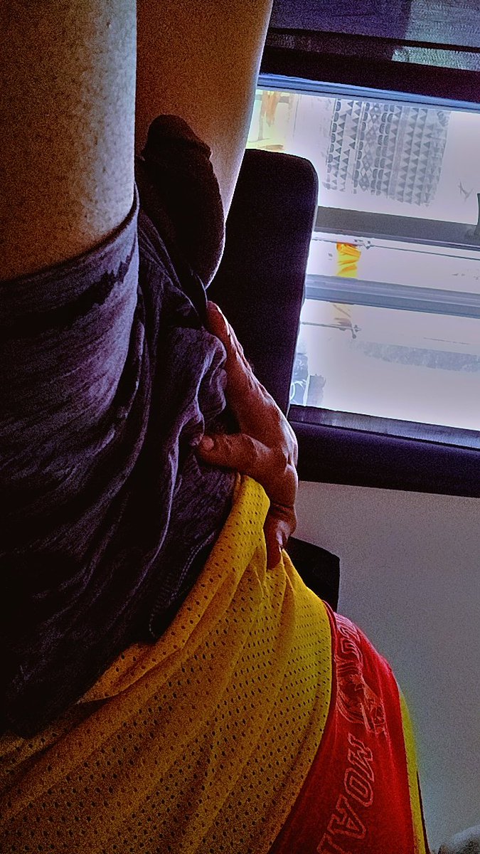 TahitianMale987's tweet photo. Rt et je t'envoie une surprise en DM 🫶🥴🍆💦 
#Polynesian https://t.co/a5mjN5MR9P