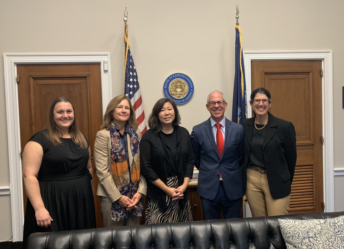 We <a href="/AIYD2/">AIYD</a> had the pleasure and honor of meeting with <a href="/RepGraceMeng/">Grace Meng</a> today to discuss issues affecting young people worldwide and the importance and benefits of investing in and advancing youth in development. Grateful for her leadership and engagement. #youth #globaldev