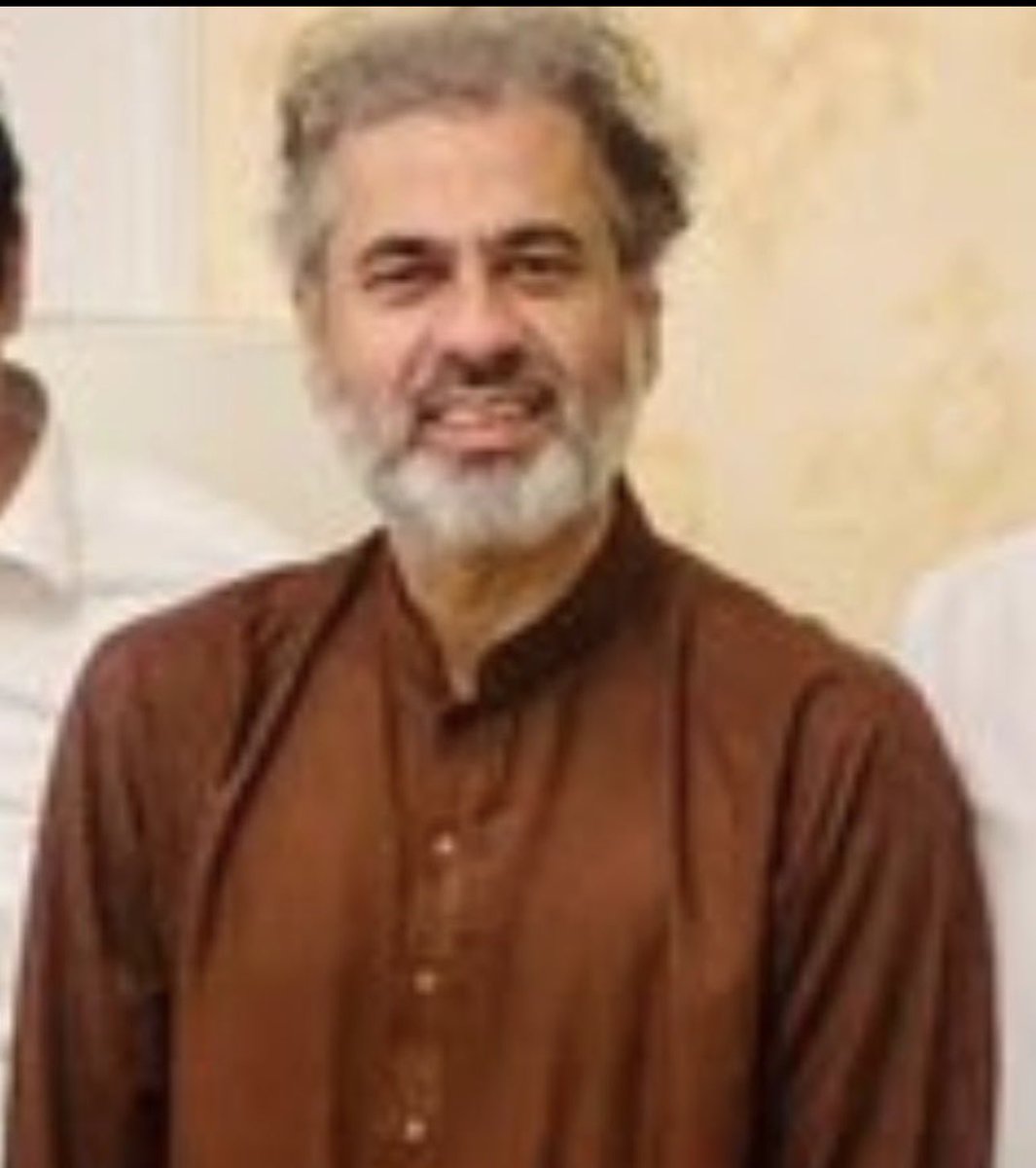 ایک محبِ وطن شہری چار مہینے سے ذیادہ کس ریاستی ادارے کی حفاظت میں تھا؟؟
تحفظ کے معنی سمجھائیں گے پلیز🙏