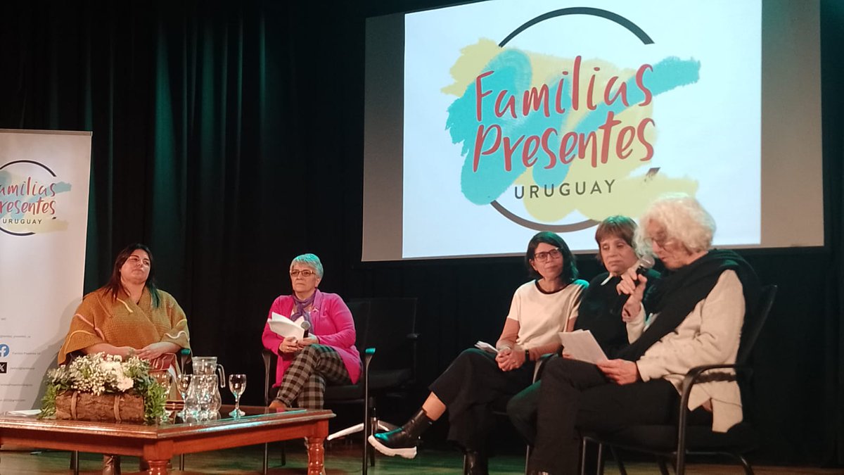 🔸Agradecemos a #FamiliasPresentes por la invitación a su Seminario Internacional Cárceles en Uruguay.

Participaron las compañeras Lía Fernández (<a href="/gurisesunidos/">Gurises Unidos</a>), en representación de la Plataforma NNAPES y Andrea Casamento (<a href="/ACIFaDArg/">ACIFaD</a>), quien esta esta vez representó a <a href="/CRimuf/">RIMUF</a>