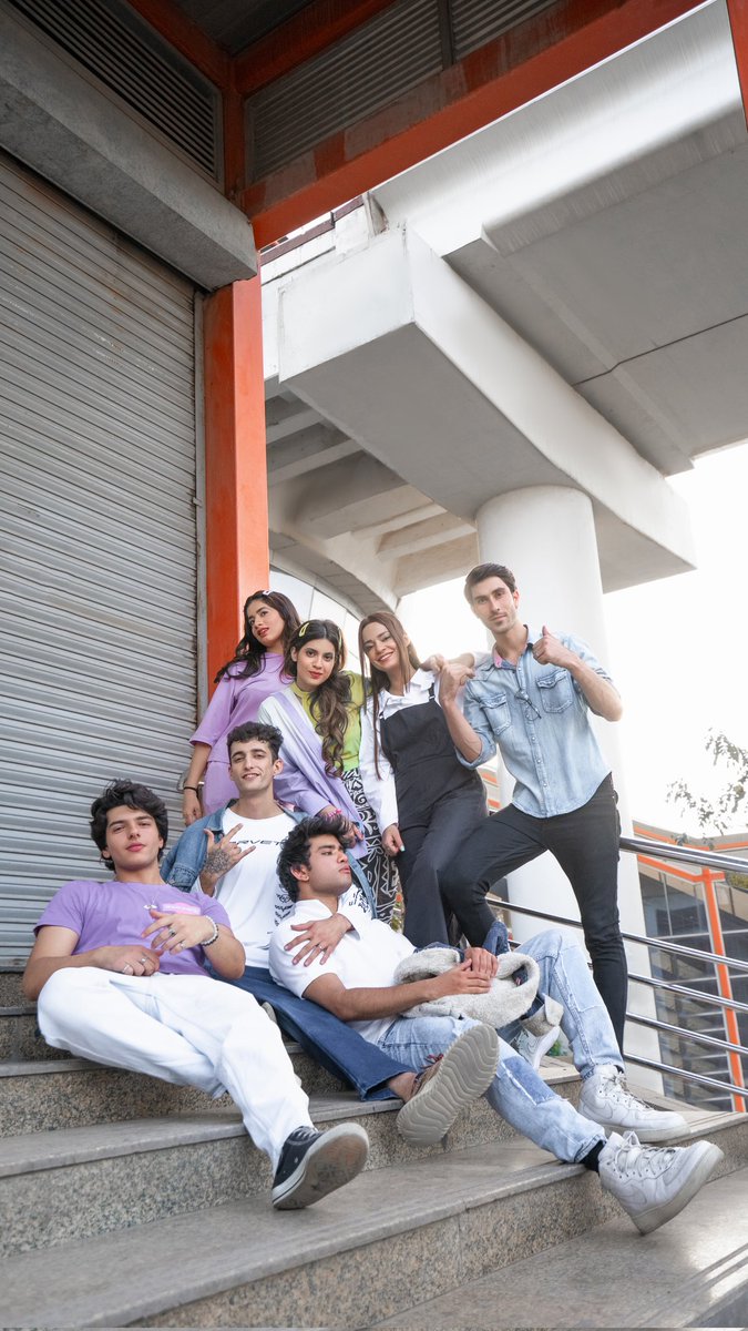 EshaArain's tweet photo. Get ready to be swept away in the magic of young love and music! 🎶💕 

Tune in tonight for the release of 'Tu Jo Mil Tha' - a captivating blend of dynamic visuals and a catchy pop sound. 🎥✨

#TuJoMilTha #NewSingle #MusicMagic #PopVibes #PopMusic #musicvideo 
#genzpop https://t.co/stYSlFXeJT