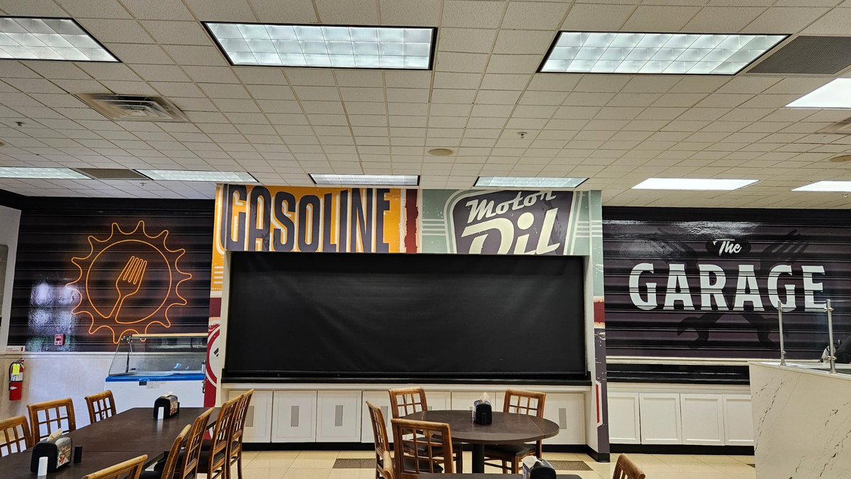 Our return trip to @GroveCtyCollege for @grovecitydining had us installing wall graphics. Shout out to the Parkhurst design team for these really cool wall mural designs!

#spark #signs #signage #interiorsigns #wallgraphics #wallmurals