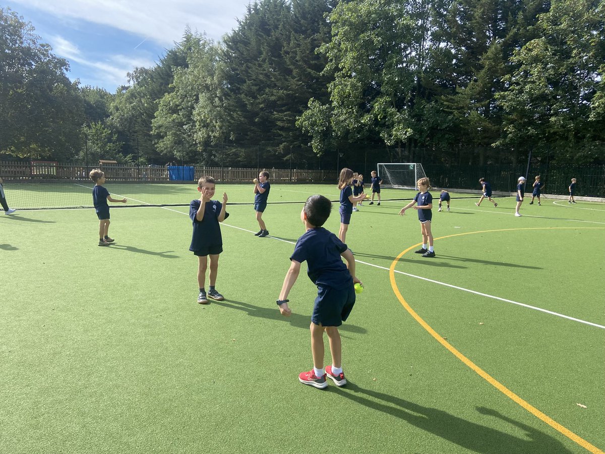 We have been bowled over by year 3’s amazing throwing and catching skills in cricket! 🏏

<a href="/DanesfieldSchl/">Danesfield School</a>
