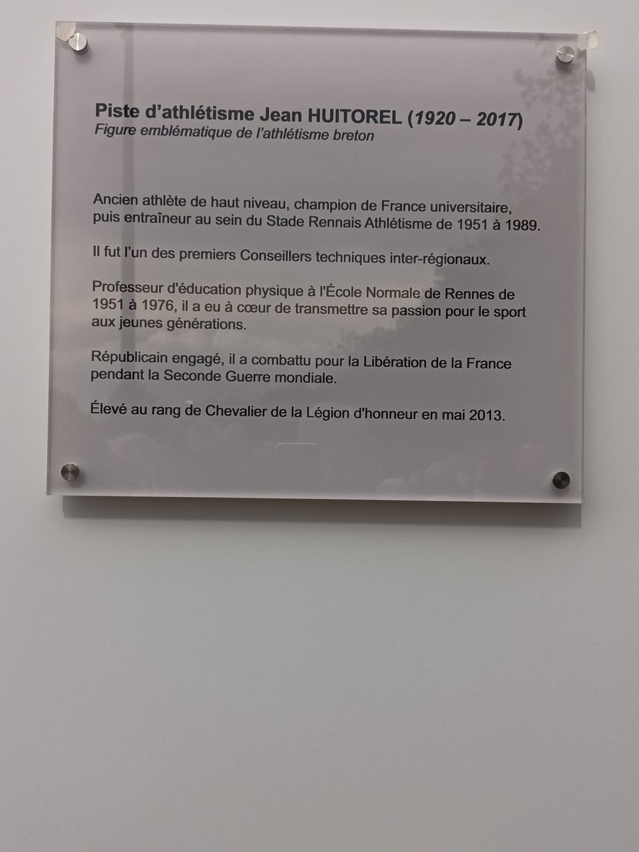 acressard's tweet photo. Présent à l'inauguration du terrain de basket et de la nouvelle piste d'athlétisme Jean Huitorel du Stade #Courtemanche #Rennes
Un équipement attendu par les clubs #athlétisme et les usagers du quartier #JeannedArc
@ElusRr https://t.co/bjvMmEEcHT
