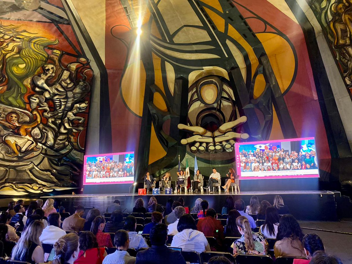 El día de hoy asistimos al evento de cierre de la iniciativa Spotlight de
<a href="/OnuMujeres/">ONU Mujeres</a>. #NiUnFeminicidioMás