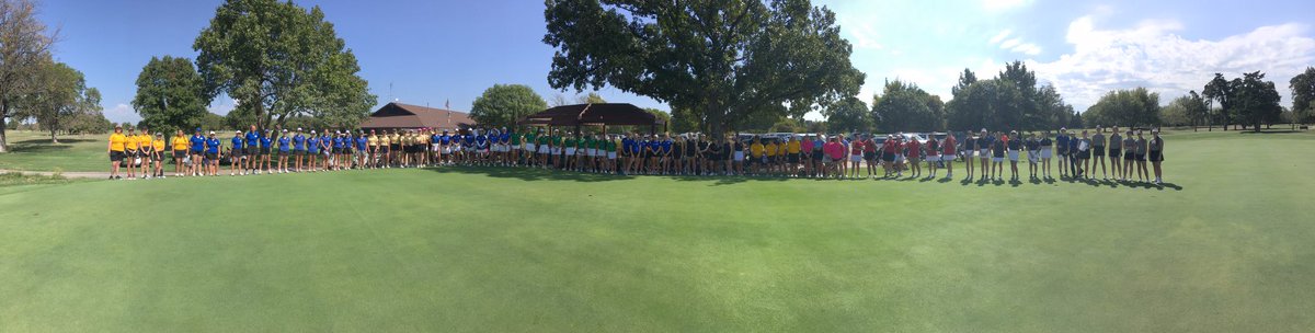 The Girls #gwalgolf and friends are on the course at Sim Park ⛳️. Live scoring here: highschoolgolfscores.com/ks/teamresults…