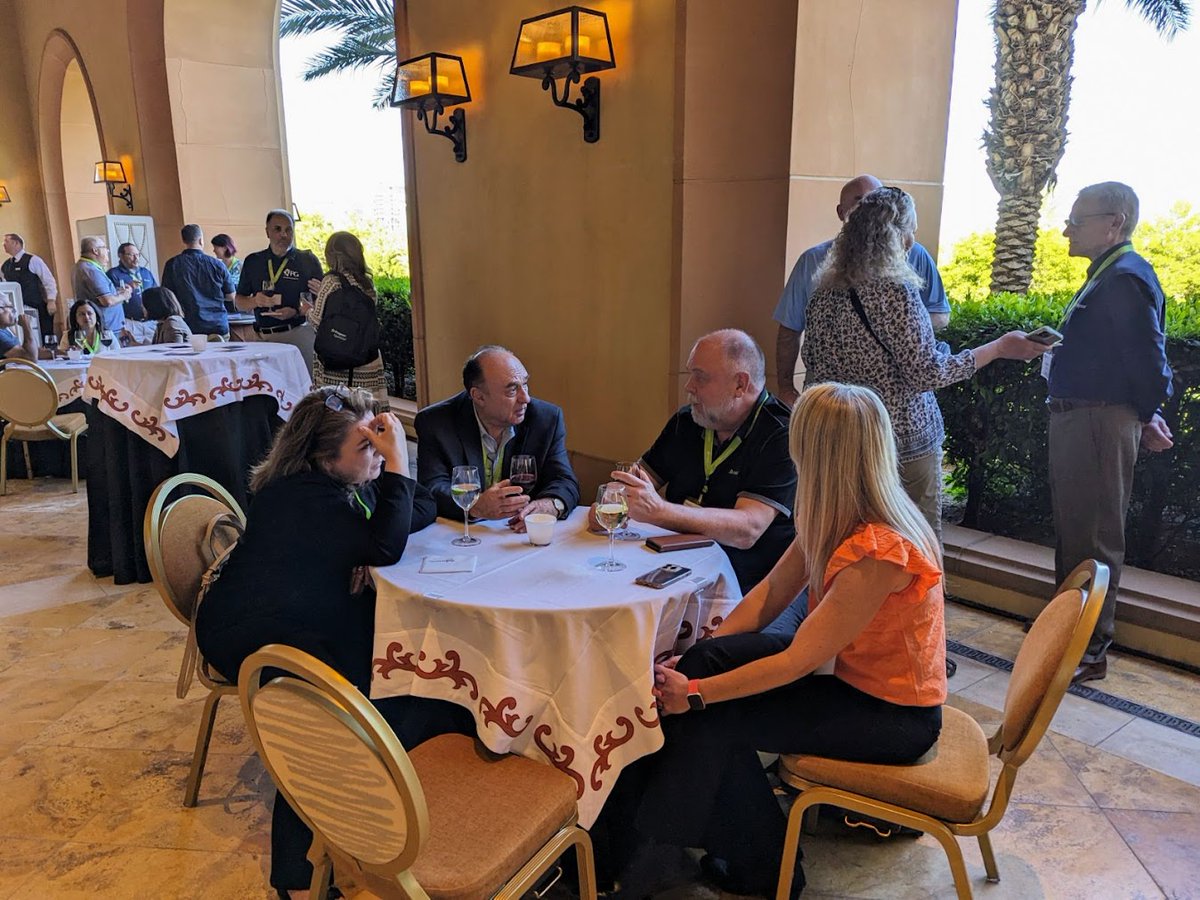 _OpenEdge_'s tweet image. Some scenes from day two of the OpenEdge World Tour in Las Vegas! We've heard partner stories, networked with our customers and partners and talked about migration the OpenEdge 12 series! #progressopenedge #progress