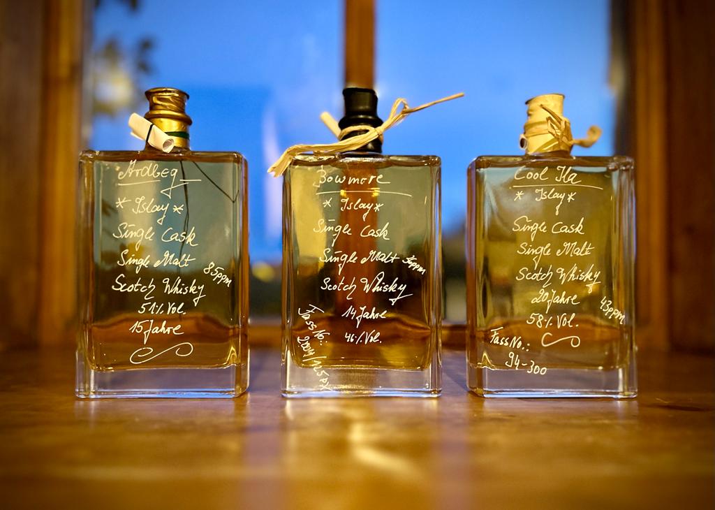 Back on the drams with 3 interesting Islay single casks from @mentaldrams