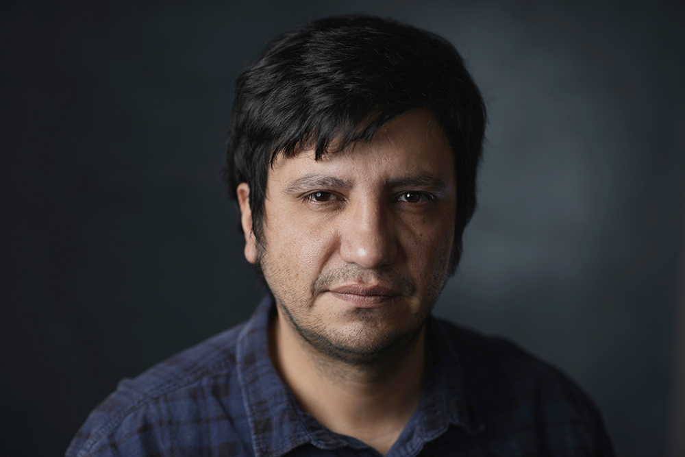 comyletrasudp's tweet photo. 👏 Alejandro Zambra, escritor, autor en #EdicionesUDP y académico de @Lit_CreativaUDP, recibió este 27 de septiembre el #PremioIberoamericano de Narrativa #ManuelRojas, otorgado por el ministerio de las Culturas, las Artes y el Patrimonio (@culturas_cl)🤩 https://t.co/y6RuwHB8BG