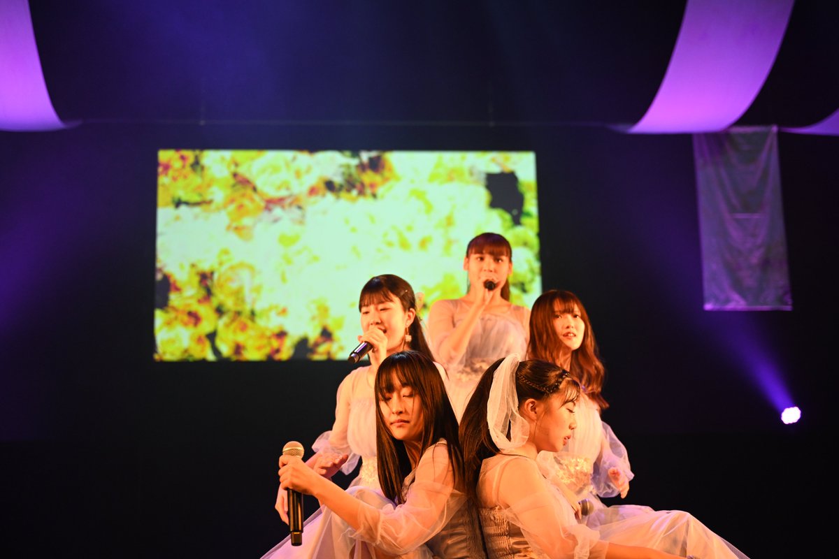 besuto2aikawa's tweet photo. 2023/9/24
#ASH2023AutumnAct
18 舞い落ちる花びら
#HARMY https://t.co/6e6UnHmcGM