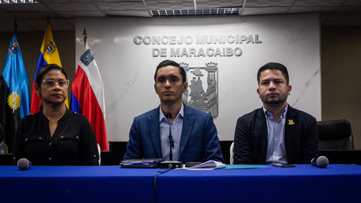 OrlandoChaconVe's tweet photo. ¡Hablar de lo que nos pasa no está mal!🧠
Hoy, #27Sep realizamos la segunda Consulta Pública de la ordenanza que crea el Programa de Atención y Cuidado de la #SaludMental en el @concejomcboof
#ProgramaAmigo https://t.co/09v8j7cVpi
