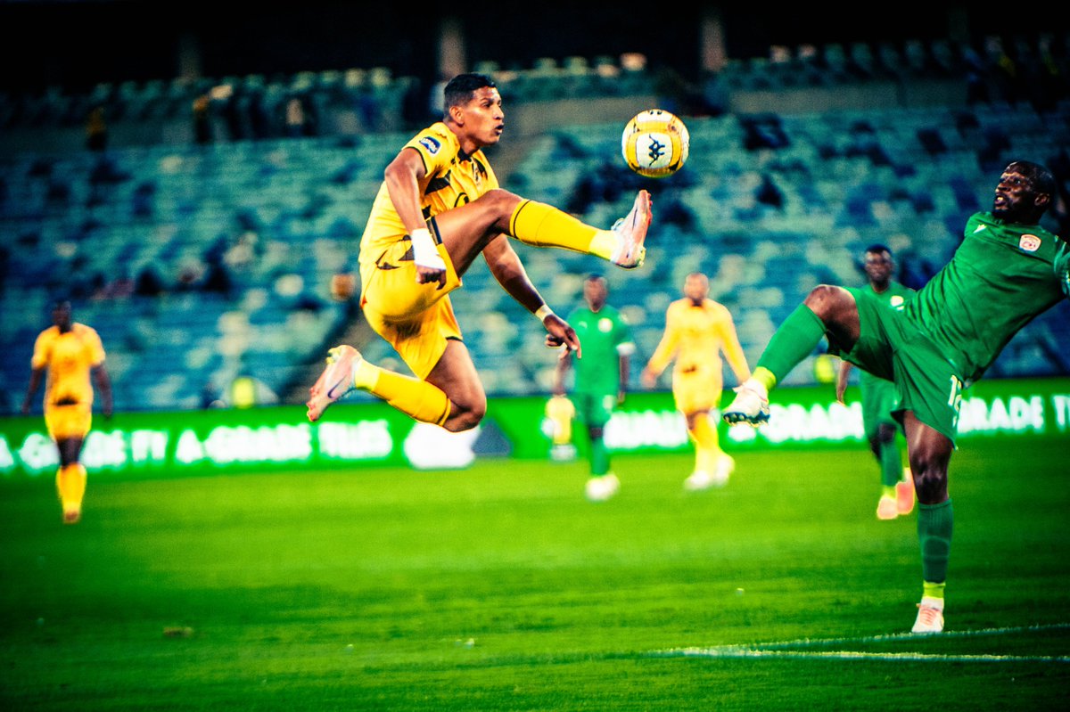 KaizerChiefs's tweet image. 90 + 4 ’| #KC 2 : 1 #SU 

Full time score: (Castillo 59’, Dove 76’) Kaizer Chiefs 2 : 1 Sekhukhune United (Mokwana 45’)

DStv Man of the Match: Edmilson Dove

#Amakhosi4Life #DStvPrem #Khosified