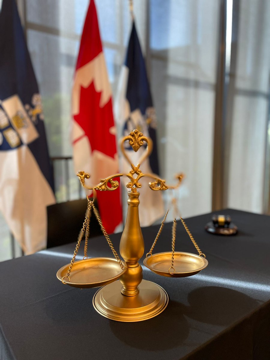 RotmanEvents's tweet image. The stage is set for this evening's event! The big question is: Can Big Tech be trusted with AI? Decision awaits!