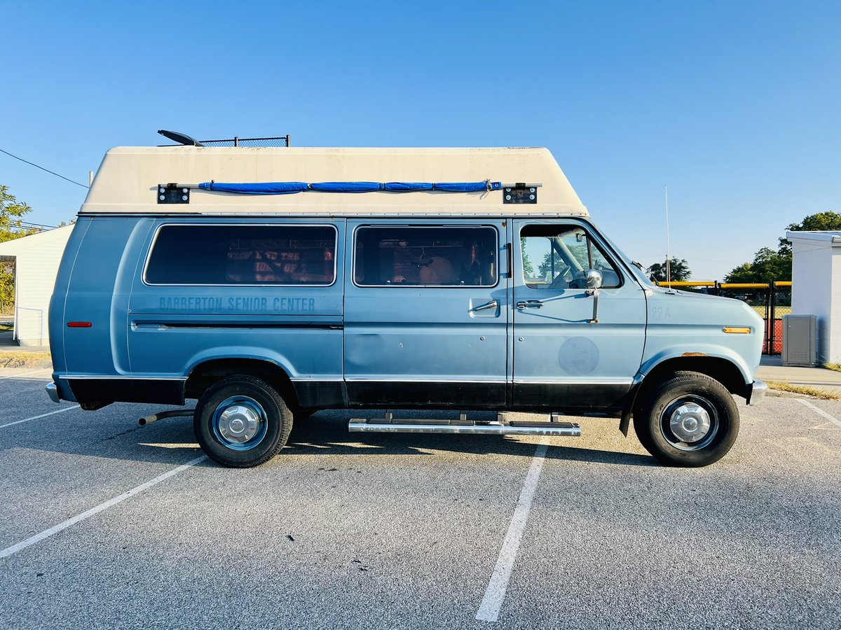 Need to work on the van!!!

#vintagevan #econoline #vanlife