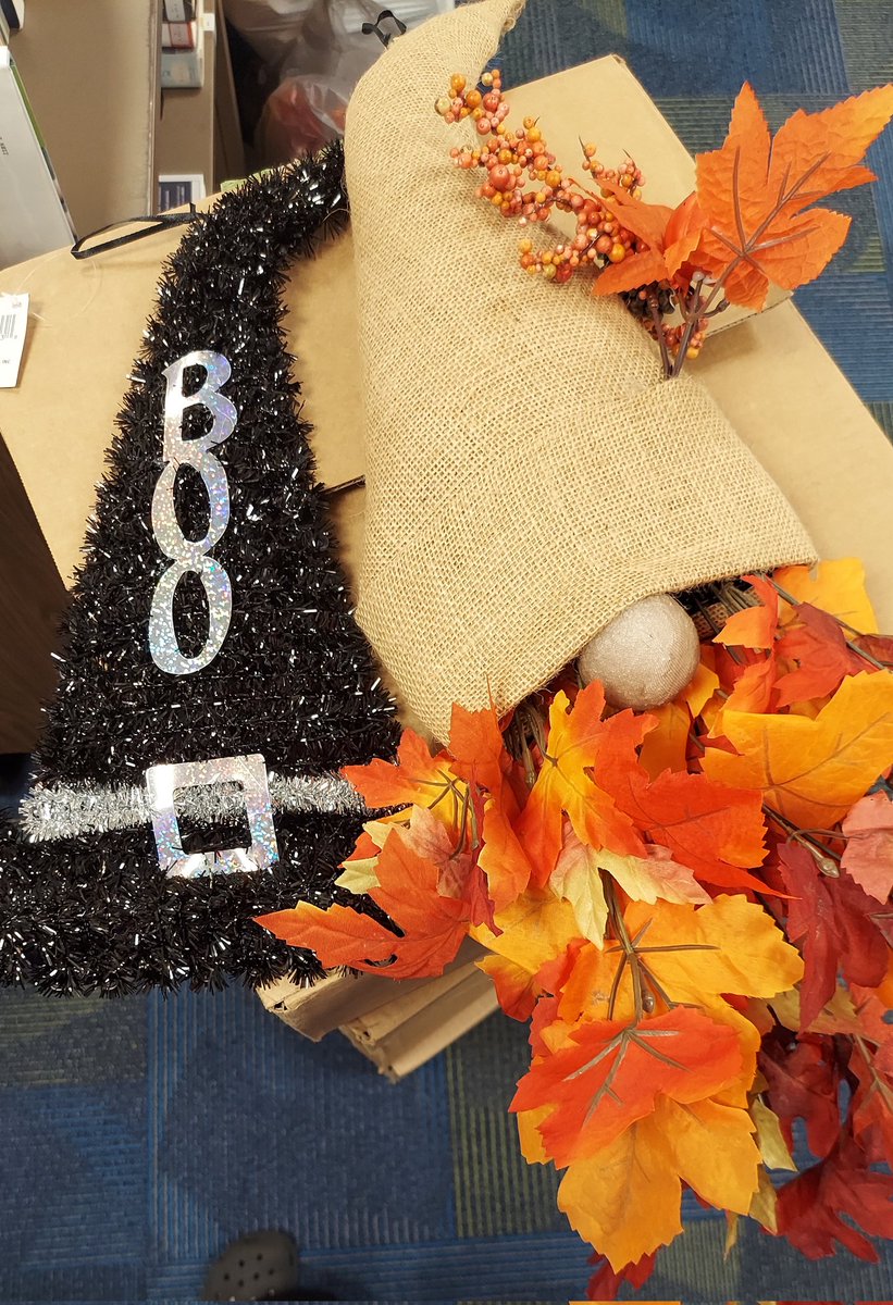 This is the craft I'm doing tonight. Started with the witches hat and ended up with a gnome.