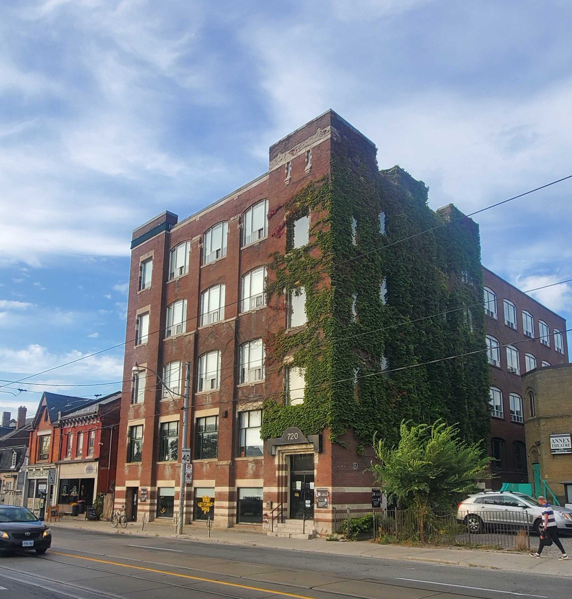 CSI Toronto tweet media