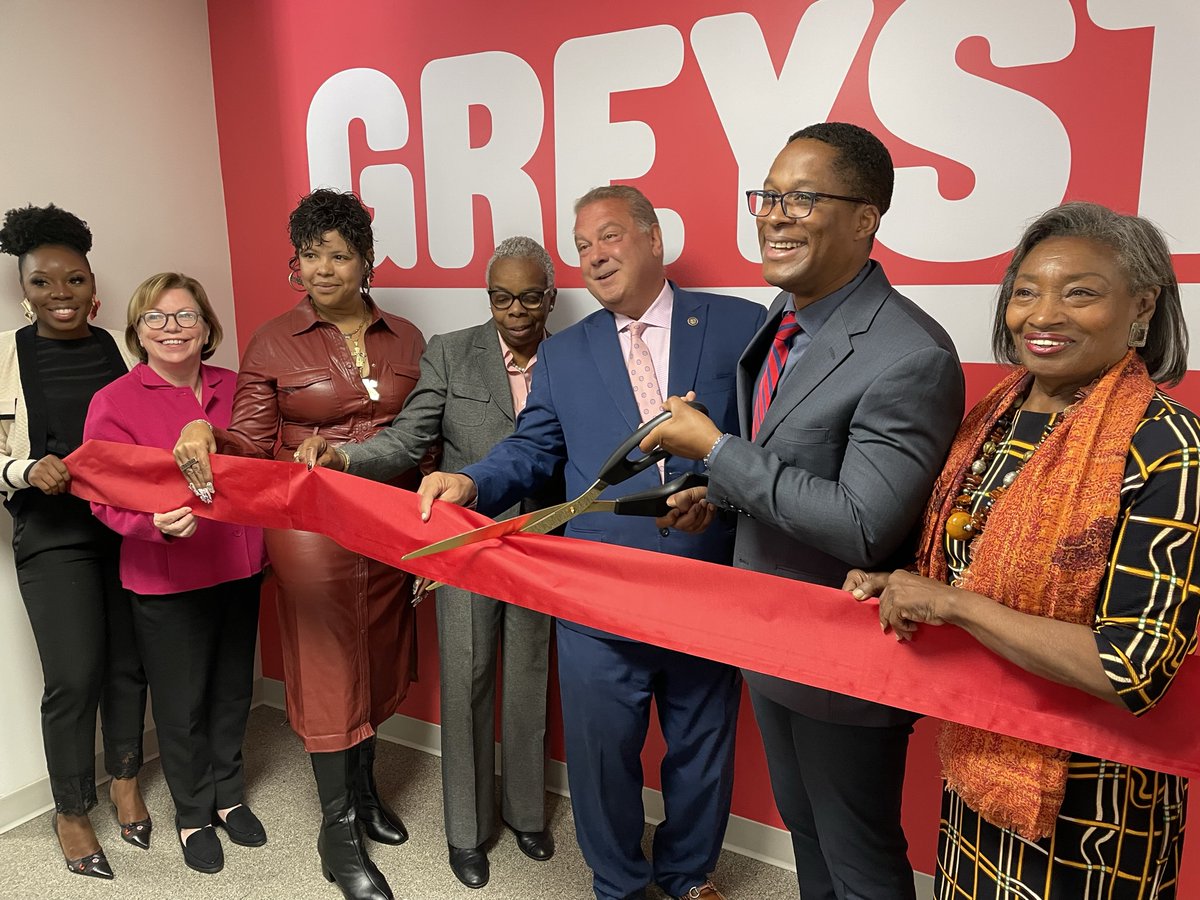 Client Spotlight 🔦 We were thrilled to join @GreystonBakery for the ribbon cutting of their brand NEW offices at 20 South Broadway 🏢🎀