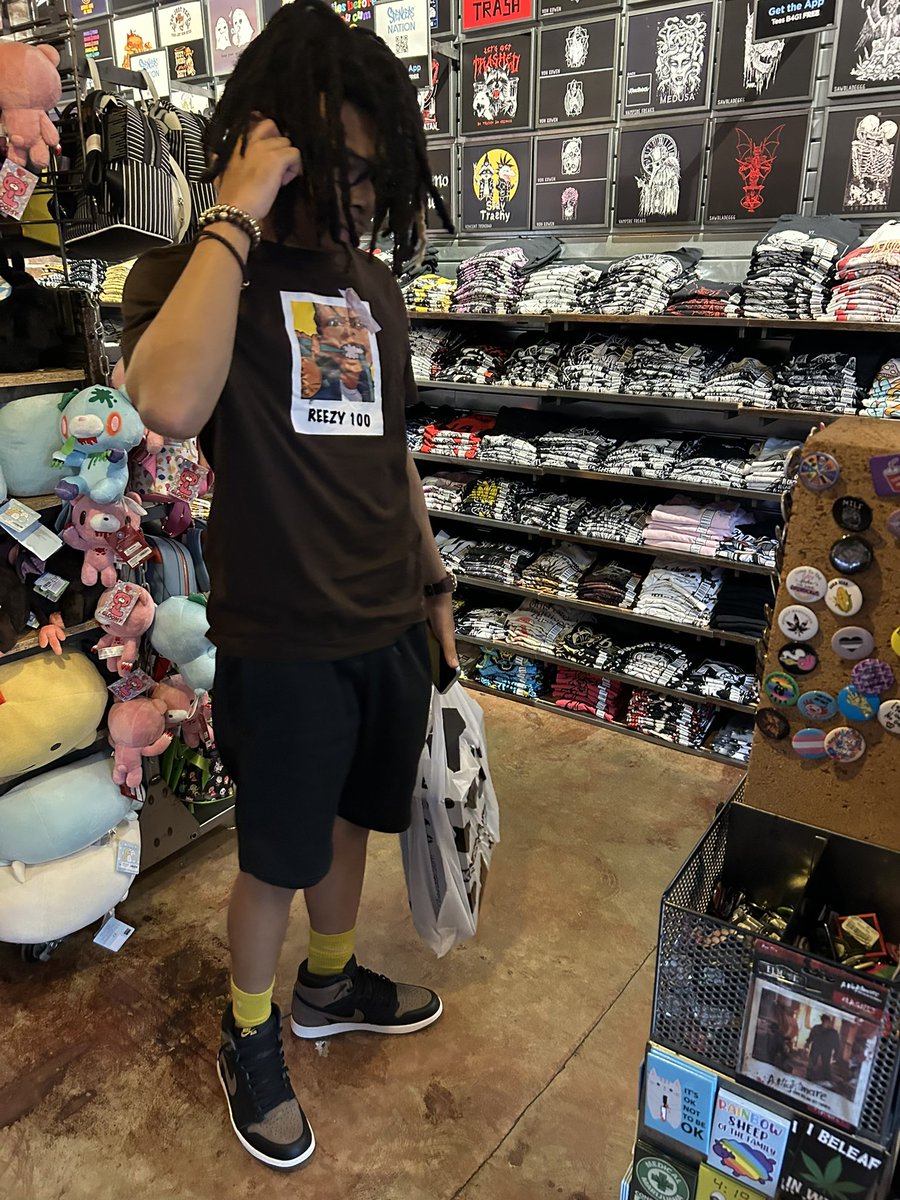 therealcherryee tweet picture
