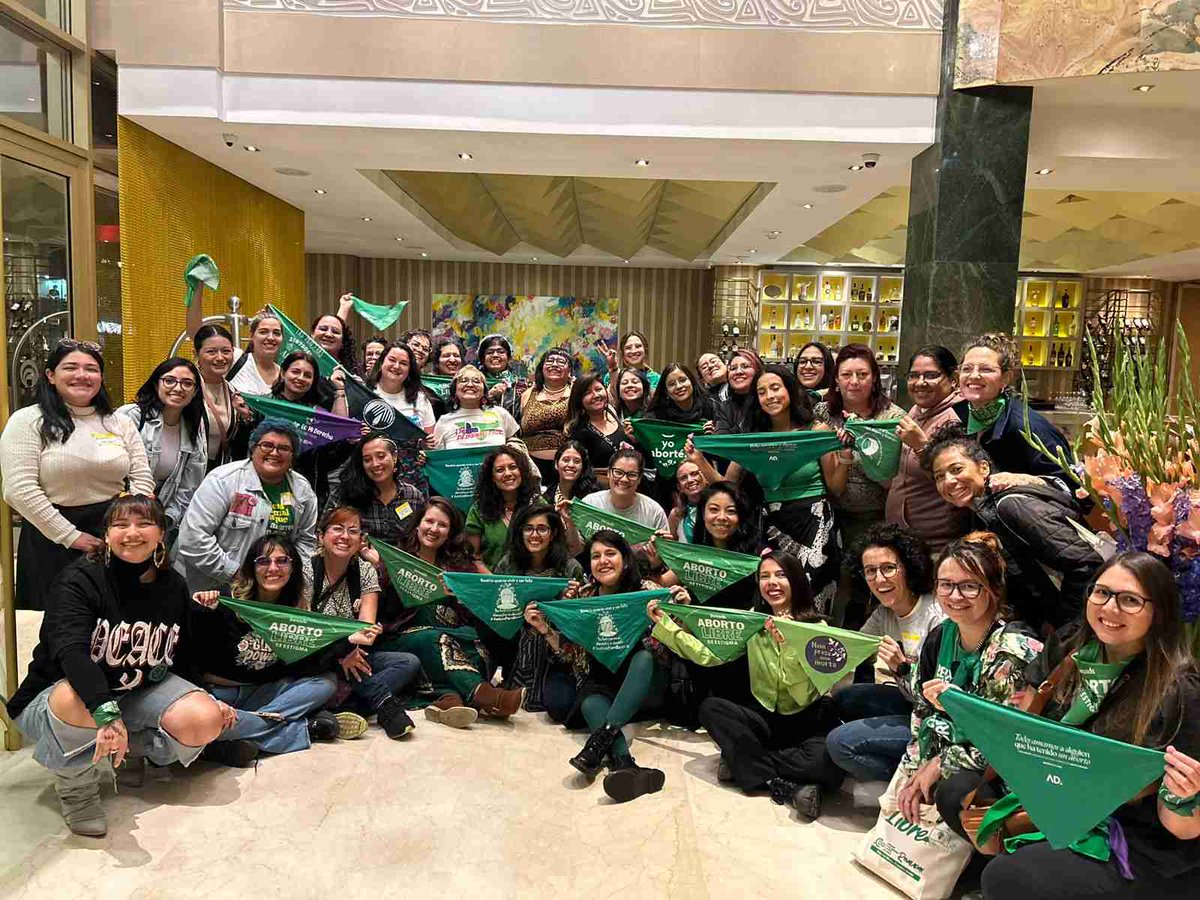 inroadsGlobe's tweet image. THE MAGIC OF COMMUNITY ✨ Getting to gather in person with people from the abortion justice movements is such a joy! Snapshots from regional inroads Latin American &amp;amp; Caribbean Abortion Justice Circle 🌱🏵️