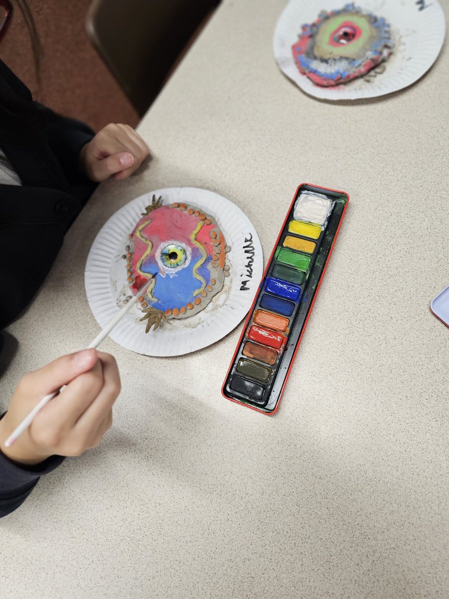 The children at <a href="/NormantonCommon/">Normanton Common</a> have had an absolutely brilliant start to our after-school Art Club! Their clay dragon eyes turned out amazingly!! They were very excited to show their grown-ups at the end of the session today 🌟🌟🌟🌟🌟