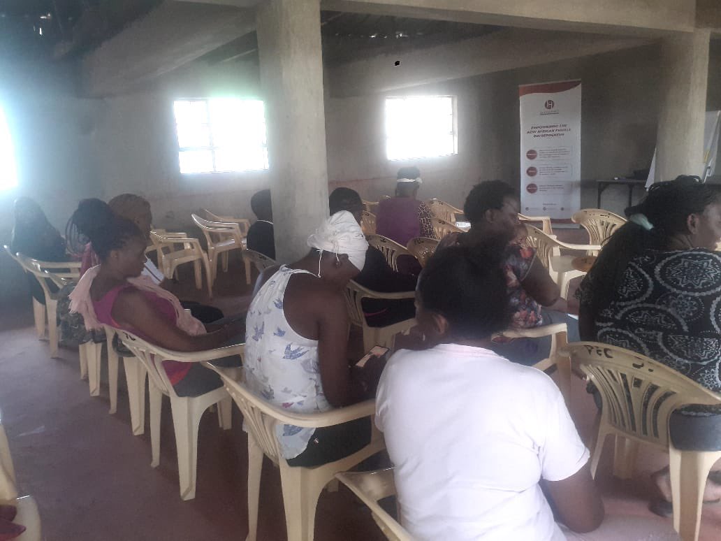 SadenKE's tweet photo. Today we were honored to host #Beryl from #ImpactHER who trained the women in Kayole community  on digital and financial skills.  We keep on fostering collaboration to impact on women to match the market demand on application of digital skills in their businesses. https://t.co/nBsAlPFVu5