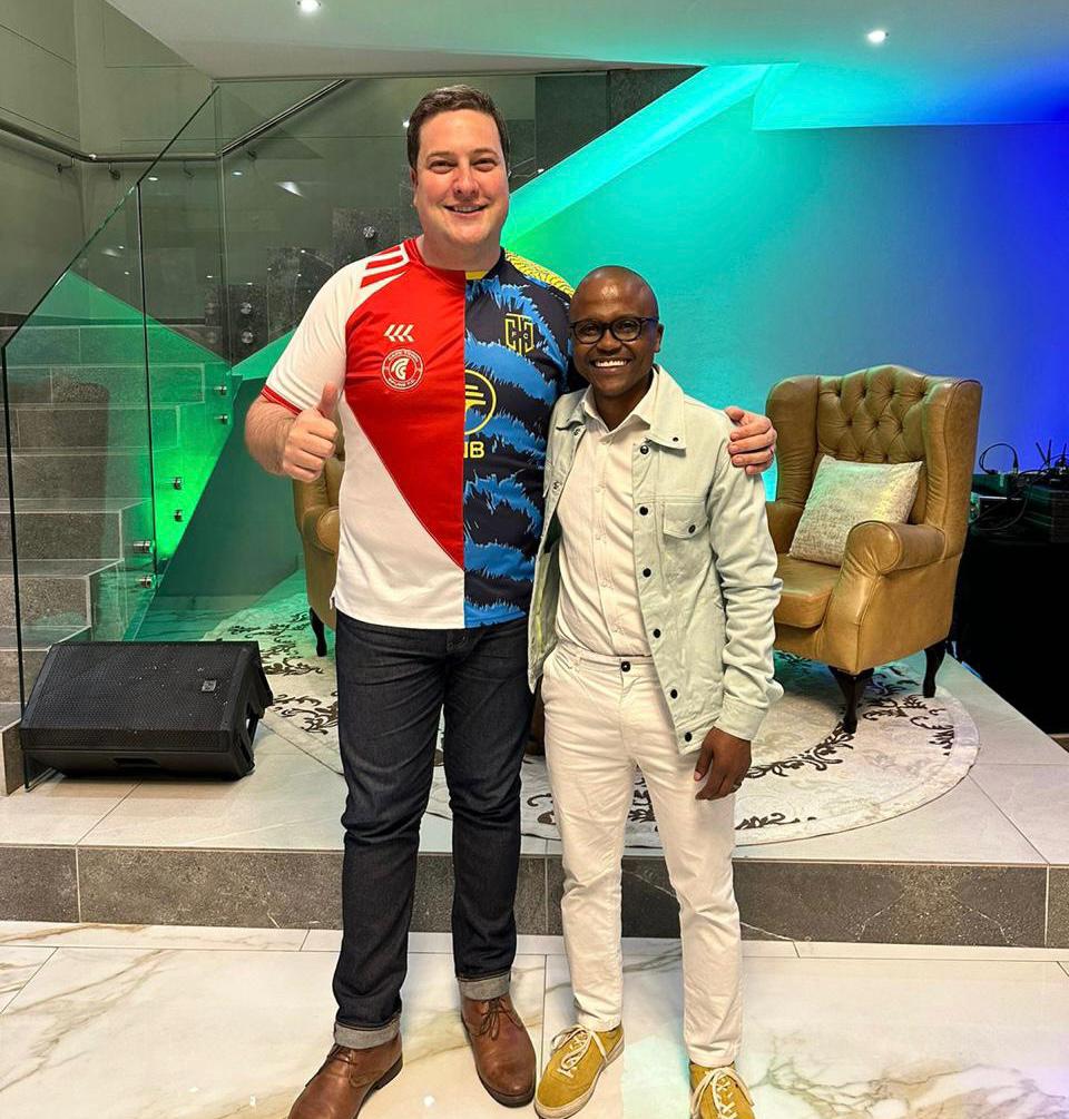 geordinhl's tweet photo. Joined Diski Nites for the iKapa Derby Preview Show ⚽️

We discussed the City’s commitment to football, and Saturday’s face-off between @CapeTownCityFC and @CapeTownSpursFC 🔥

Thank you @umjaka for having me. https://t.co/N9YqjUFOvJ