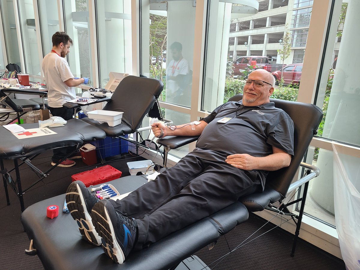 LouKyCourtClerk's tweet photo. Community-Minded: #JCOCCC #TEAM members giving blood today at the Jefferson County Judicial Center. Go to https://t.co/rY3HTNoKKz to find a blood drive near you.❤️🩸 #LiveLocalGiveLocal @KYRedCross
@RedCross @KYBloodCenter @kentuckycourts @KACo https://t.co/hJFe4OC4Ix