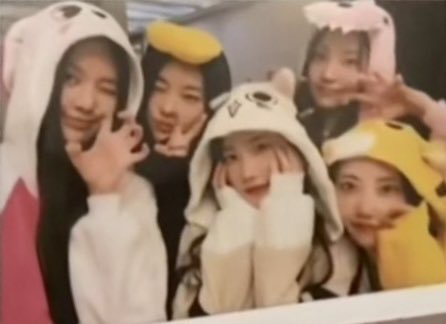 illeeys's tweet photo. unreleased polaroid photos of jeemin, hyewon, jiwoo, youngseo and funa!! 💕 https://t.co/QnXojmF2QV
