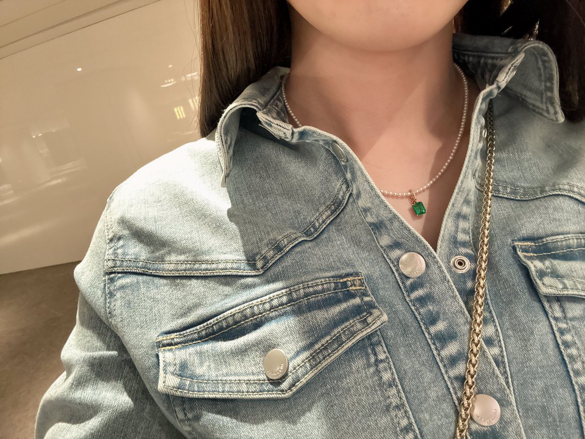 PockyCD93's tweet photo. 哦对了买珠宝💎的可以找我😎还有就是推特认证只能刷visa吗🧐 https://t.co/N2QtHM28cY