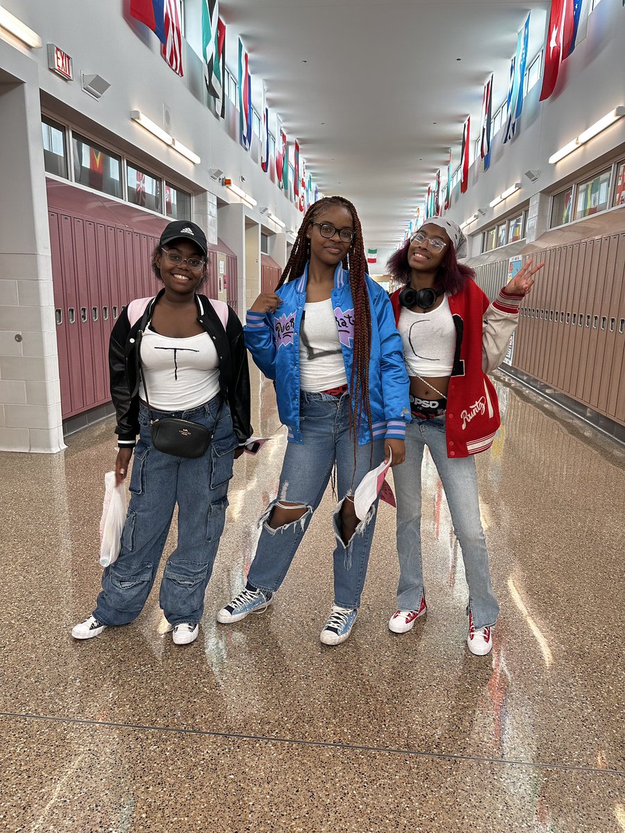 South Shore International College Prep tweet media