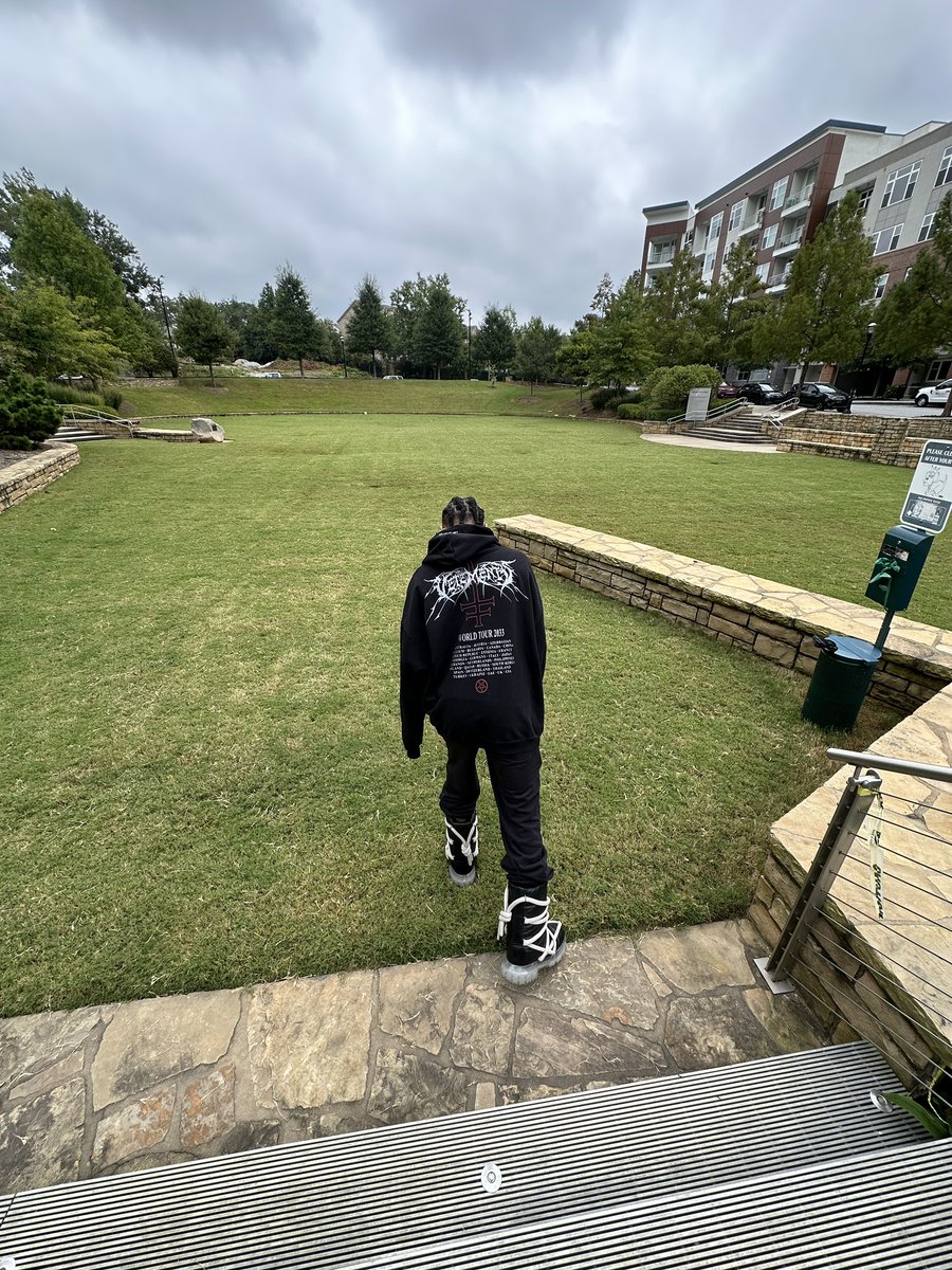 Devislit's tweet image. Birthday Boy Devo !