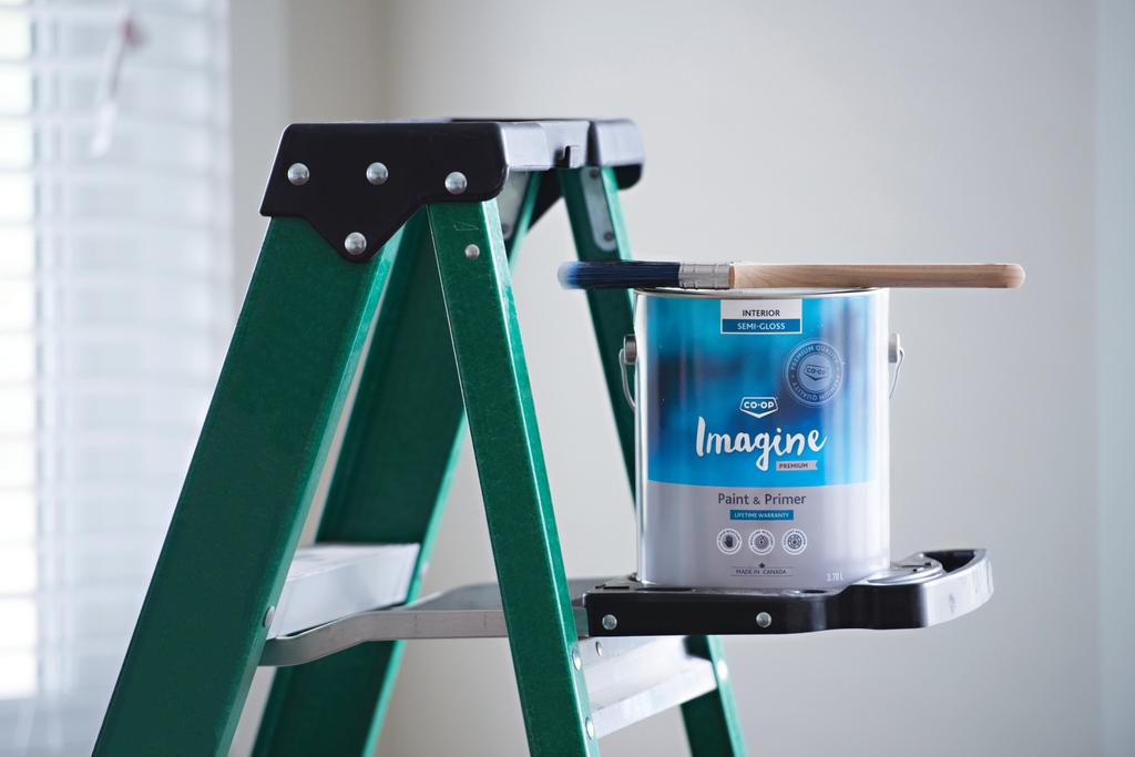 Looking for a fall project? Get started on your home improvement with Imagine Paint from our Sedgewick Home & Farm Centre! Made in Canada, our paint is engineered to last: it’s colour-safe, fadeless and stain-resistant, as well as simple to apply and easy to clean! 🎨🏠️