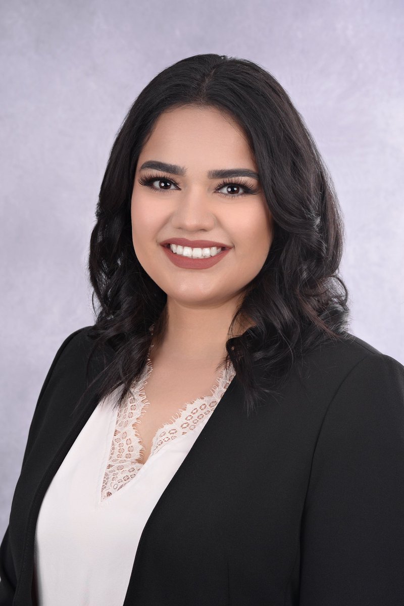 Okay #MedTwitter, now that ERAS is submitted, it’s time to introduce myself.

My name is Jovanna Figueroa. I’m from @uazmedphx, and I love everything about Family Medicine! #familymed #ERAS2024 #Match2024